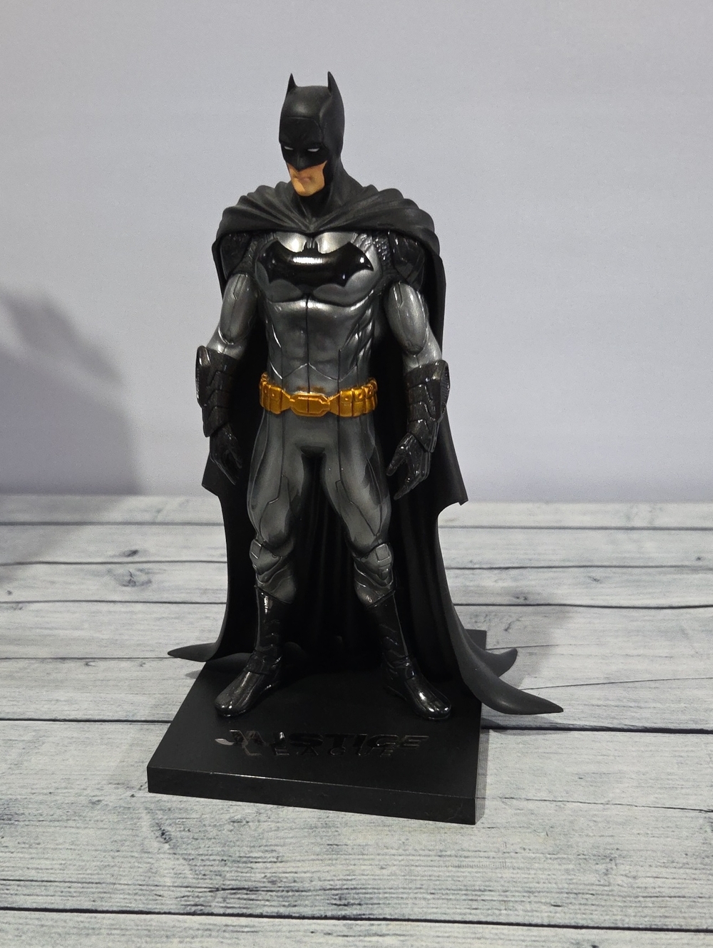 DC Comics Batman ArtFX+ Statue